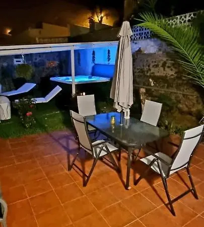 La Casa De Lucy & Karin Дом отдыха