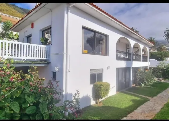 La Casa De Lucy & Karin Holiday home