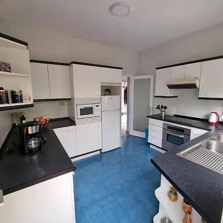 La Casa De Lucy & Karin Tatil Evi *